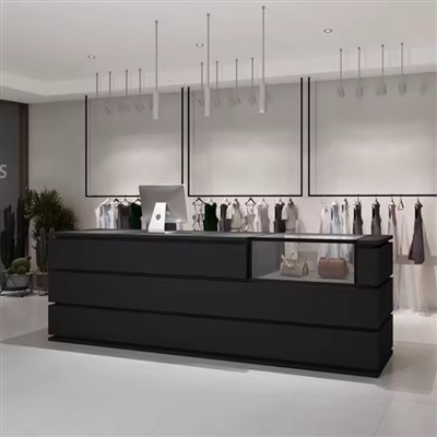 Apģērbu veikala mazumtirdzniecības lete