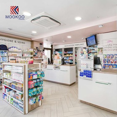 Mūsdienu stila aptieku veikala vitrīna